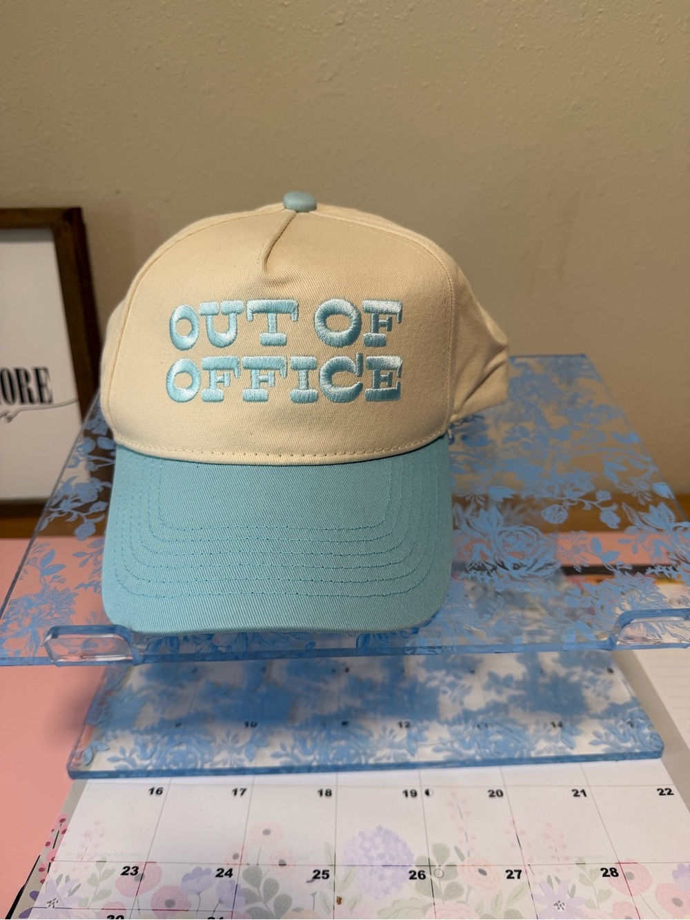 Out of Office Two-Tone Baseball Cap - Cream & Light Blue